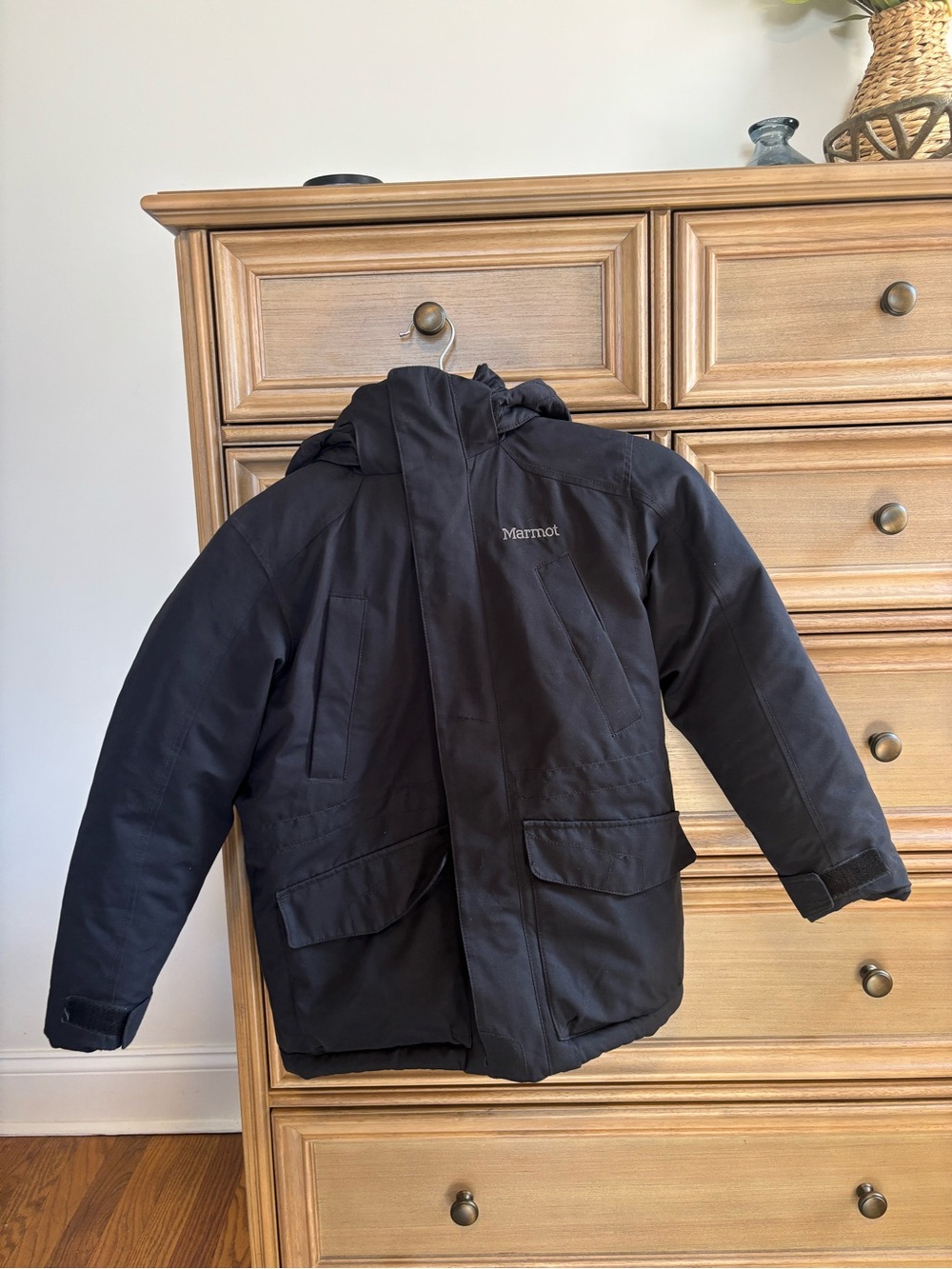 MARMOT Kid's 700 Fill Jacket, Black size medium Black Down